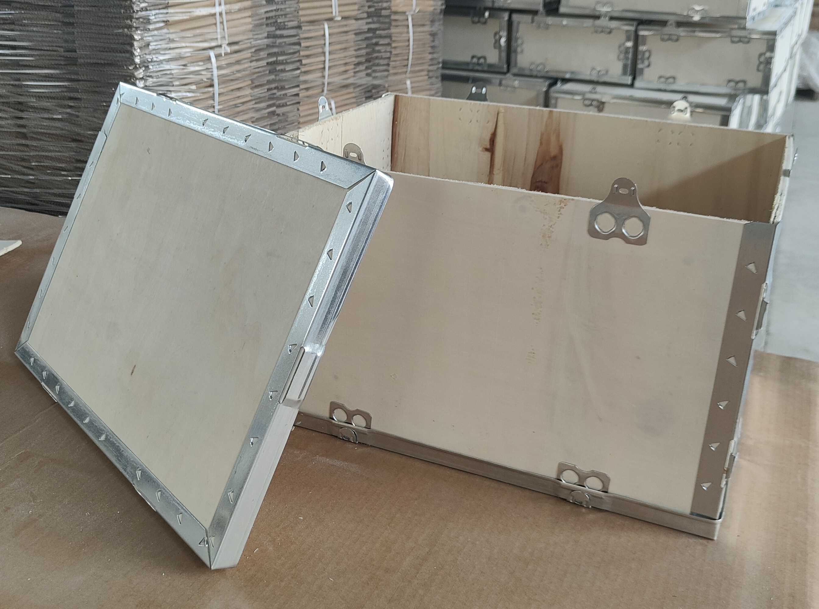 鋼邊箱運輸過程中需要注意哪些？